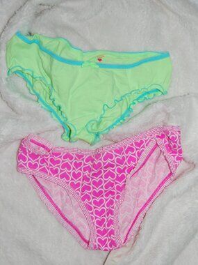 NWOT Victoria's Secret Lingerie, Hiphugger Cotton Panties, Women M